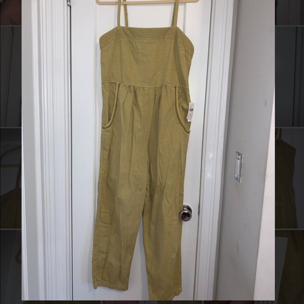 Anthropologie Soft Linen Jumpsuit/Pantsuit - Picture 2 of 9